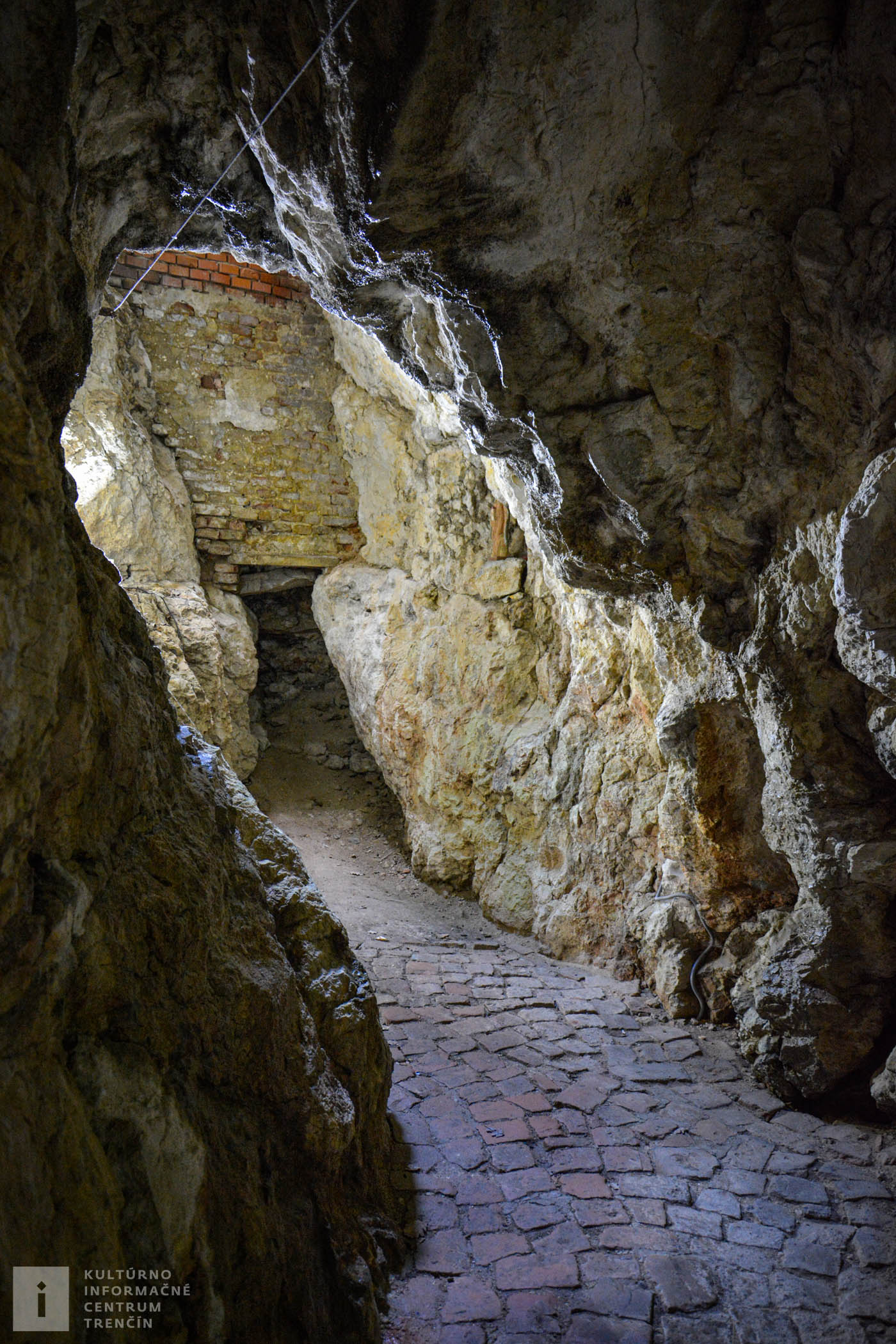 Časť z chodieb jaskyne v kláštore na Veľkej Skalke/Cave in the Veľká Skalka Monastery