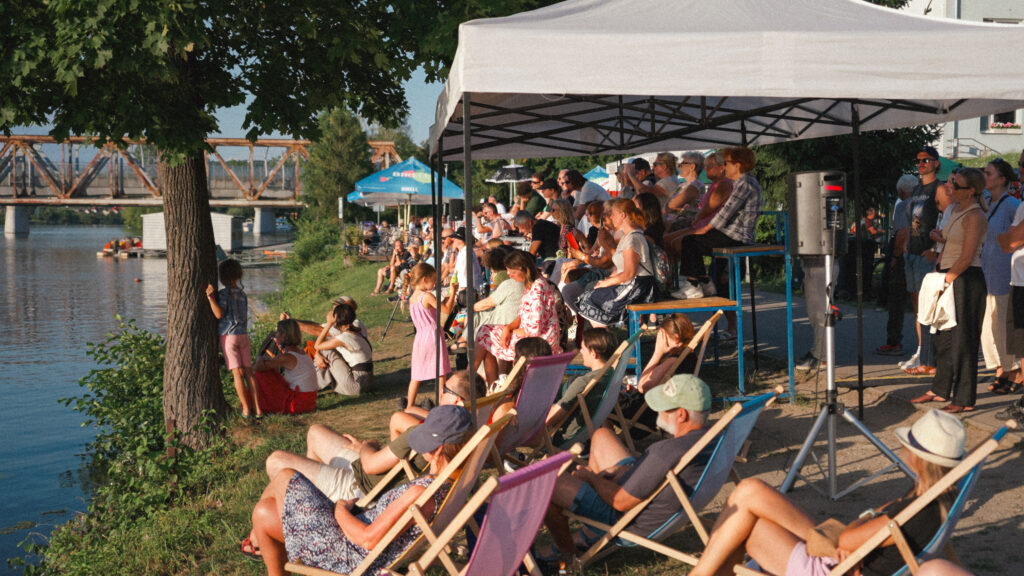 event-image